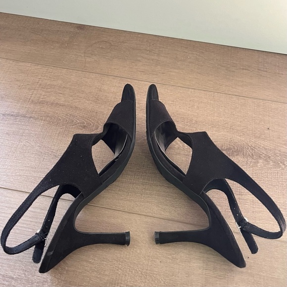 Predictions Black Open Toe Sandals Pumps Size 8.5 Faux Suede Heels Ankle Strap - Picture 11 of 11